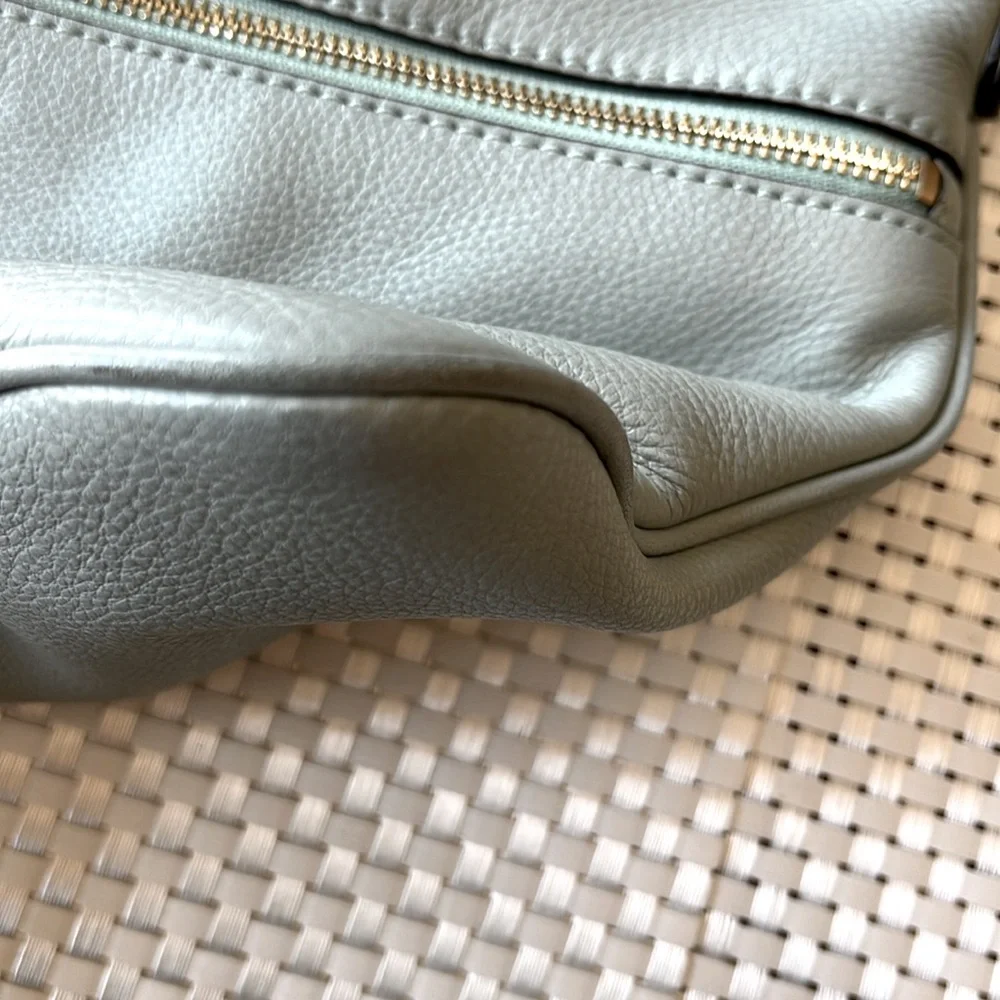 Kate Spade Green Crossbody Bag with Leather Finish